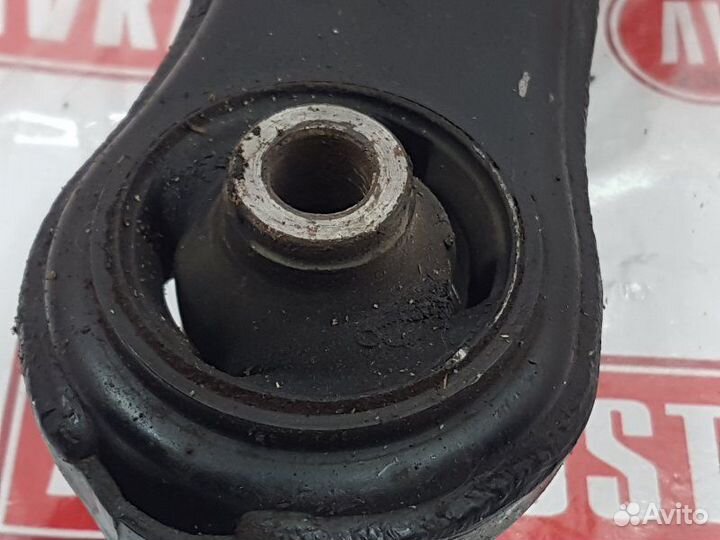 Рычаг подвески нижний передний правый Mitsubishi