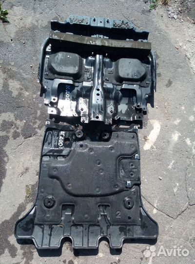 Toyota land cruiser 200 защита двигателя (картера)