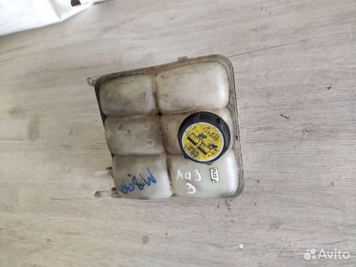 Расширительный бачок Mazda 3 BK Мазда 3 BK 1.6