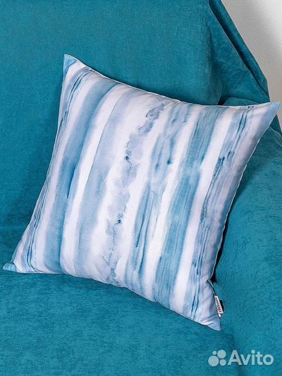 Декоративная наволочка для подушки Шторм 43х43 см