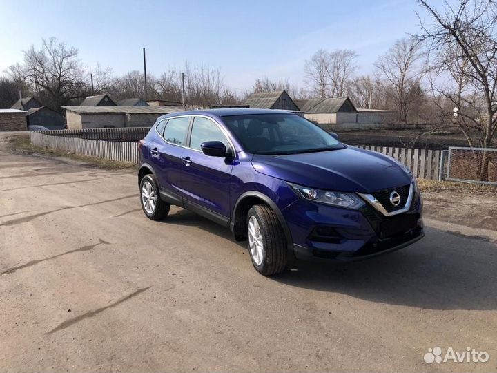 Nissan Qashqai 2.0 CVT, 2022, 220 км