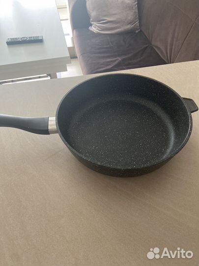 Сковорода новая