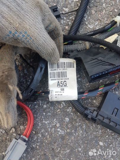 Жгут проводов салонный Opel Astra h gtc.13243910