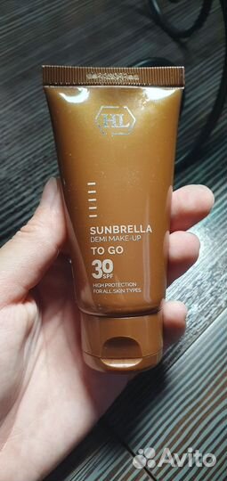 Крем тональный Holy Land