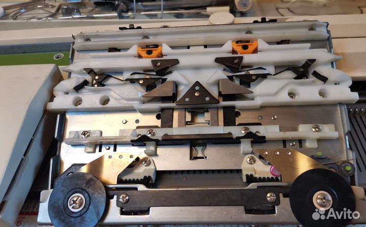 Вязальная машина Brother kh 881