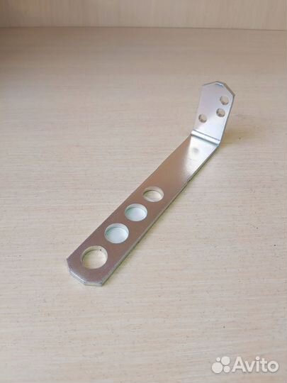 Держатель тормозной тяги прицепа передний D10 и D