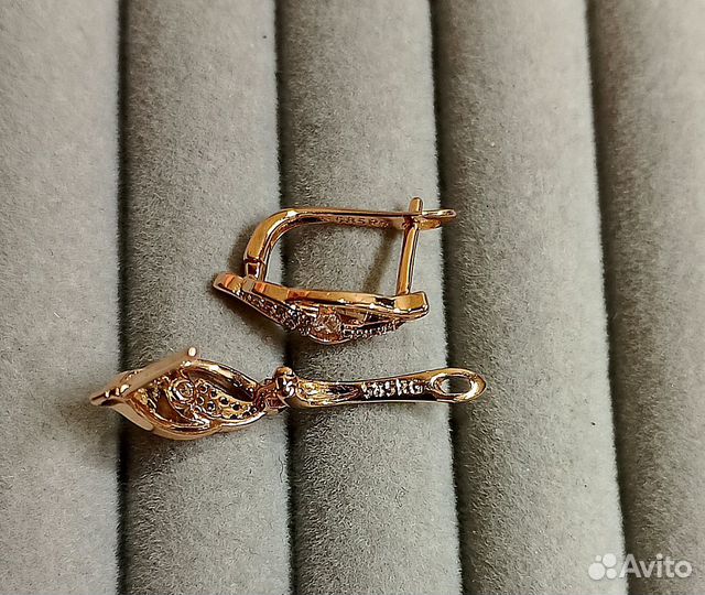 Золотые серьги 585 RG