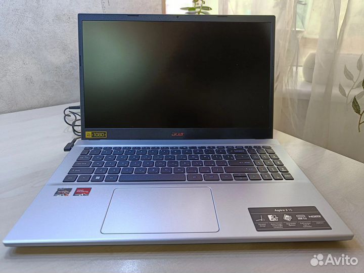 Ноутбук Acer Aspire 8 ядер 16/512