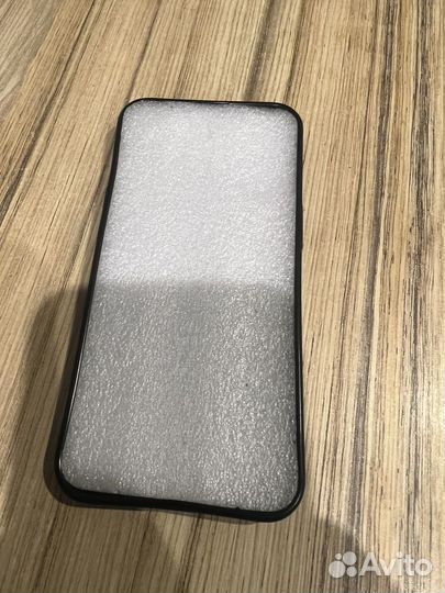 Чехол на iPhone 13 pro