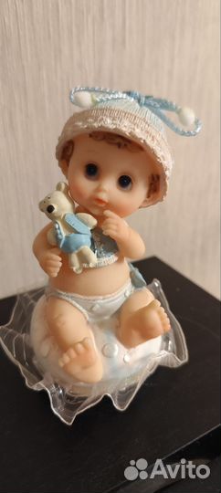 Фигурка куклы