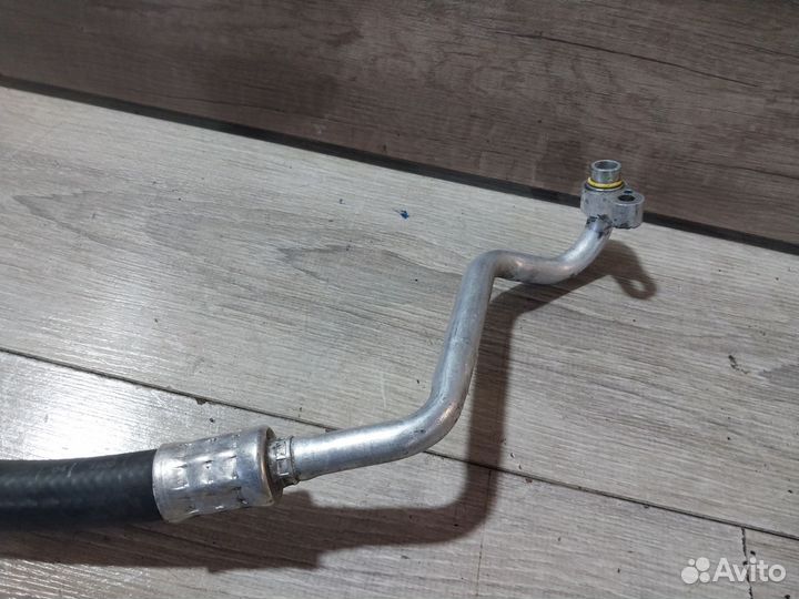 Трубка кондиционера Mitsubishi Carisma