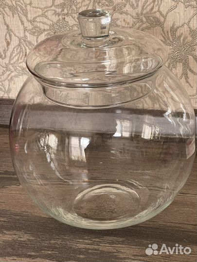 Ваза с крышкой