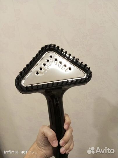 Отпариватель для одежды вертикальный