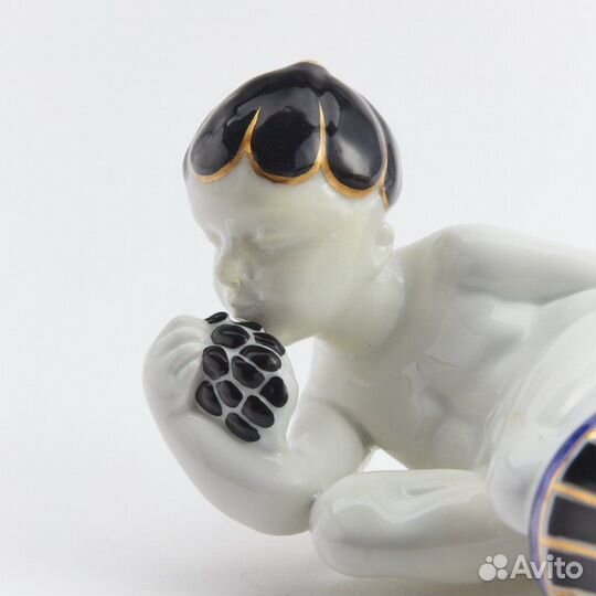 Коллекционная статуэтка 