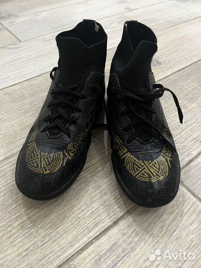 Бутсы футзальные
