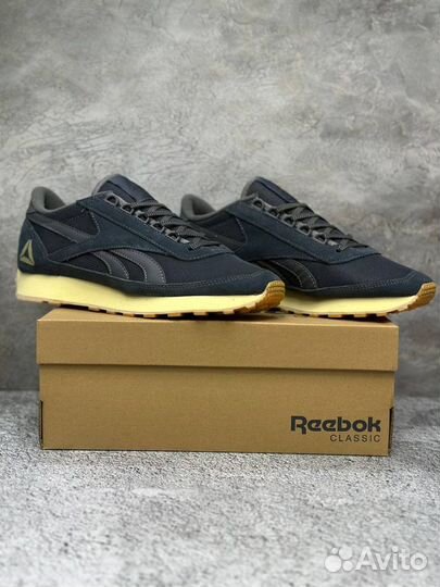 Кроссовки reebok classic