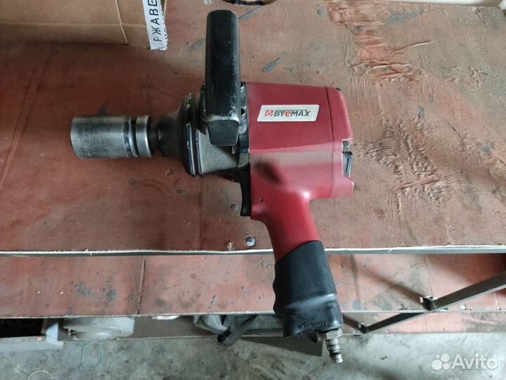 Пневмогайковерт byemax