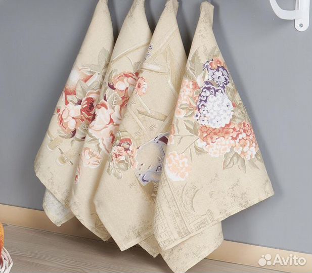 Кухонные вафельные и льняные полотенца