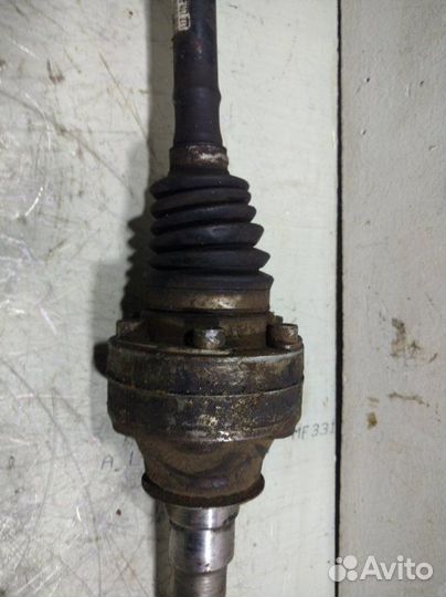 Привод правый передний Volkswagen Touareg