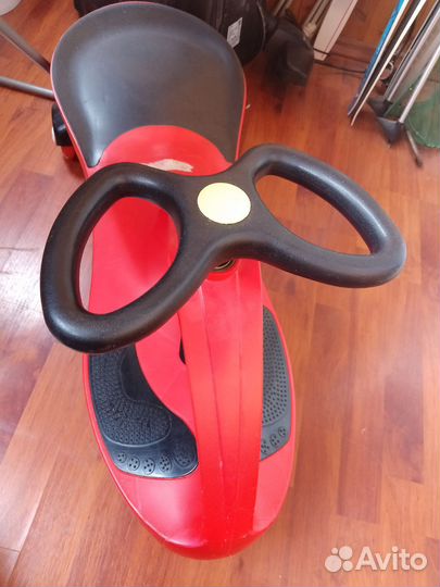 Машинка толокар