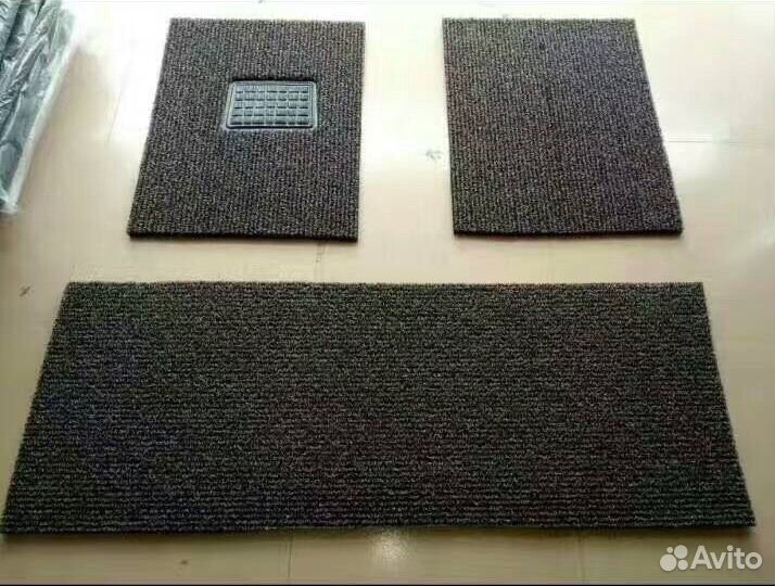 Продам коврики автомобильные (универсальные)