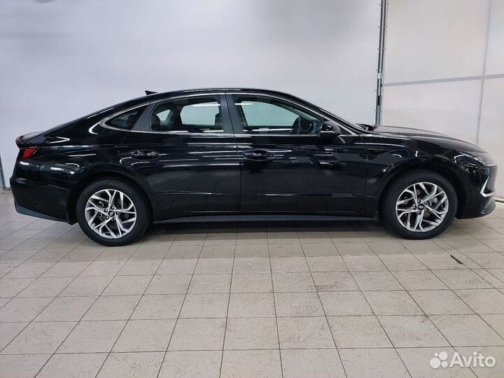 Hyundai Sonata 2.0 AT, 2021, 15 390 км