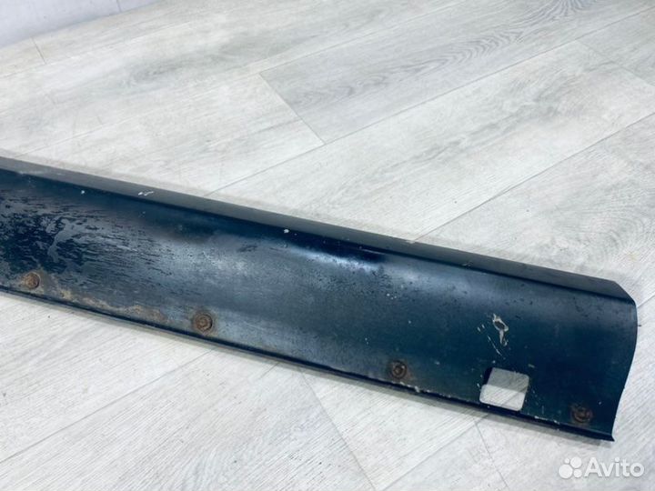 Накладка порога передняя левая Kia Sorento SUV