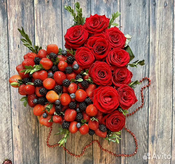 Клубника в шоколаде. Съедобные букеты