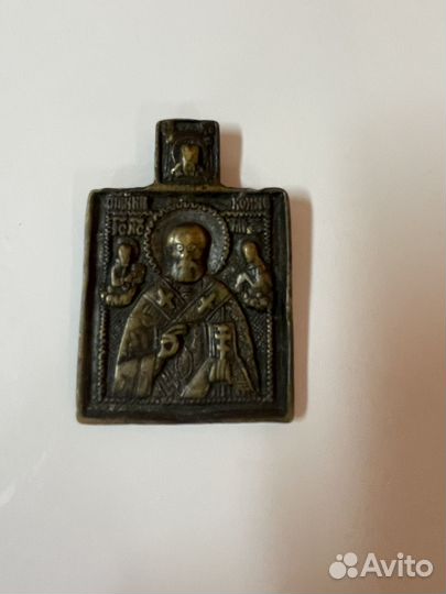 Старинная нательная иконка