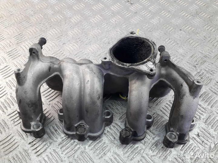 Коллектор впускной Volkswagen Touareg