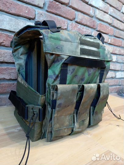 Бронежилет Мох с плитами полный комплект