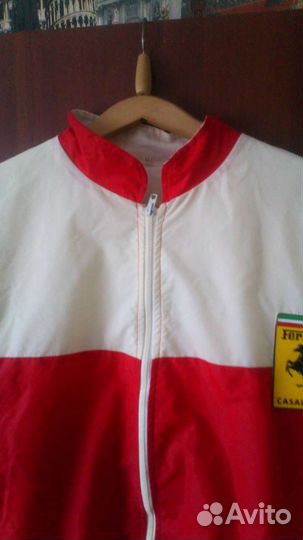 Ветровка, ferrari