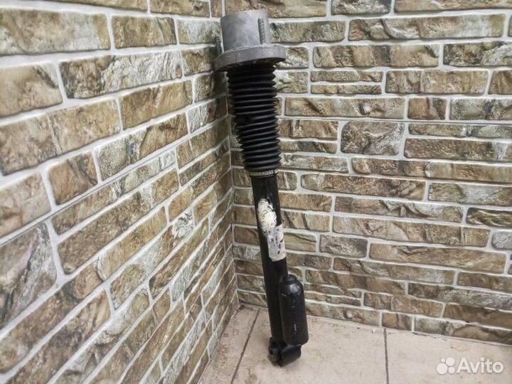 Амортизатор/стойка задняя (разное) Land Rover Rang