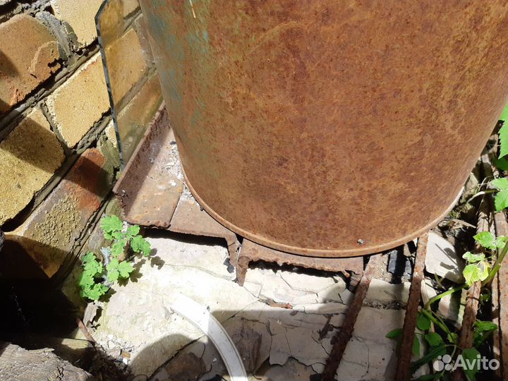 Швеллер стальной