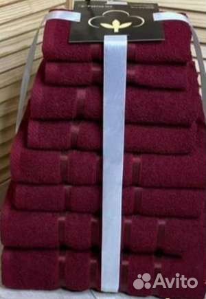 Комплект из восьми полотенец