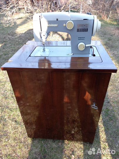 Швейная машинка Веритас veritas