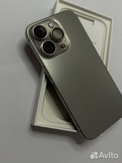 iPhone 15 Pro, 256 ГБ