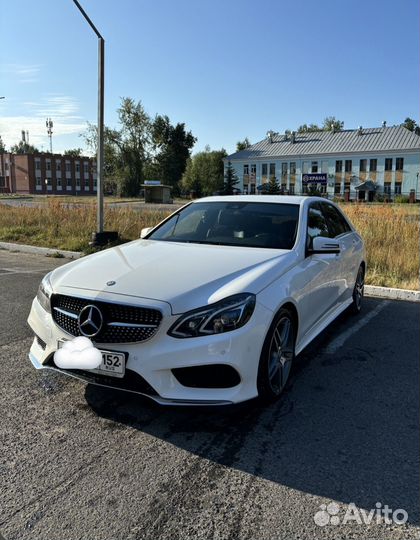 Катаю свадьбы на Меседес Е 200