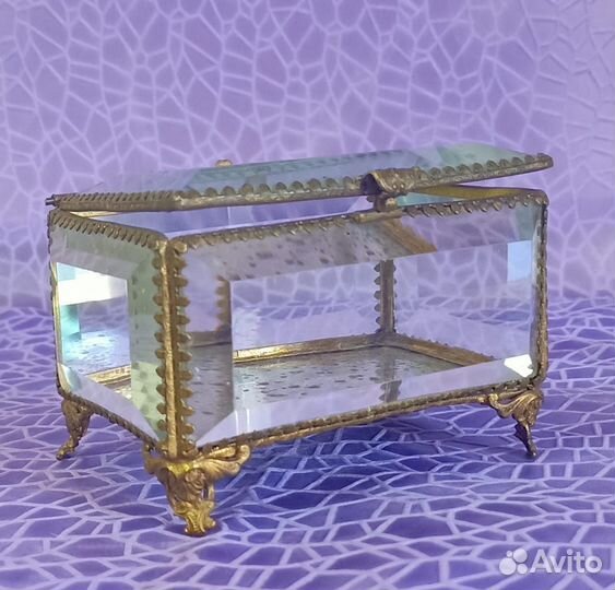 Шкатулка старинная