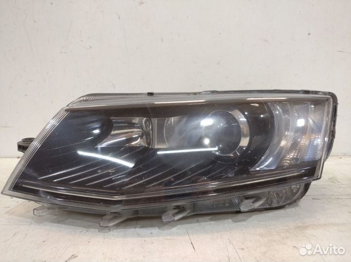 Фара левая Skoda Octavia A7 2013-2016