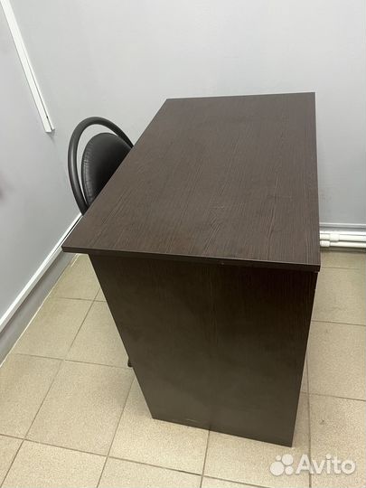Продам офисный стол