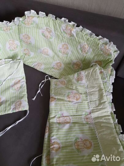 Бортики в кроватку