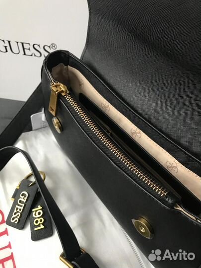 Сумка Guess чёрная