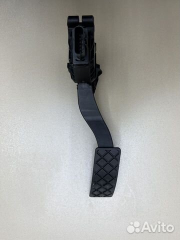 Педаль газа Skoda Octavia A7