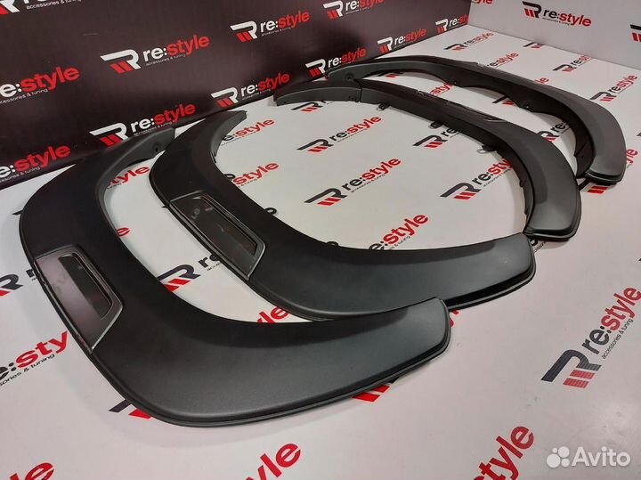 Фендера Toyota Hilux Pick Up с 2020 K1674