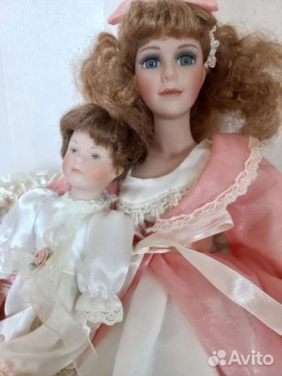 Кукла фарфоровая коллекционная Remeco collection