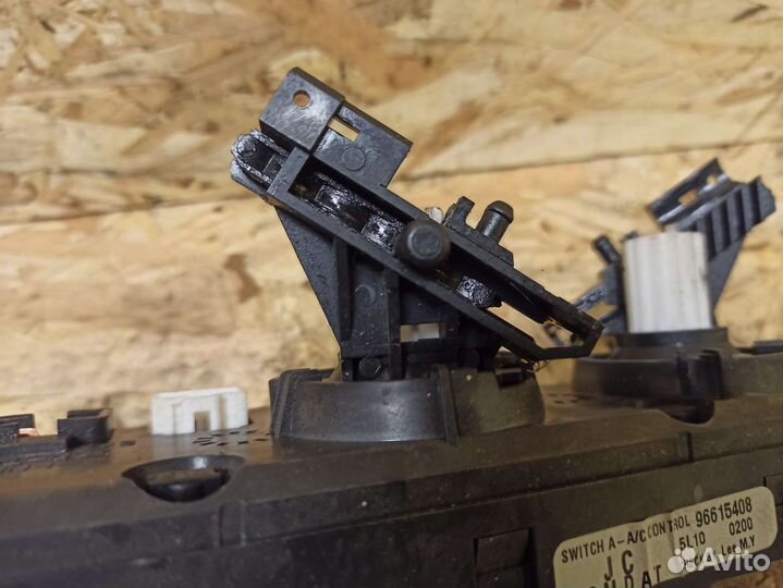 Блок управления климатом Chevrolet Lacetti