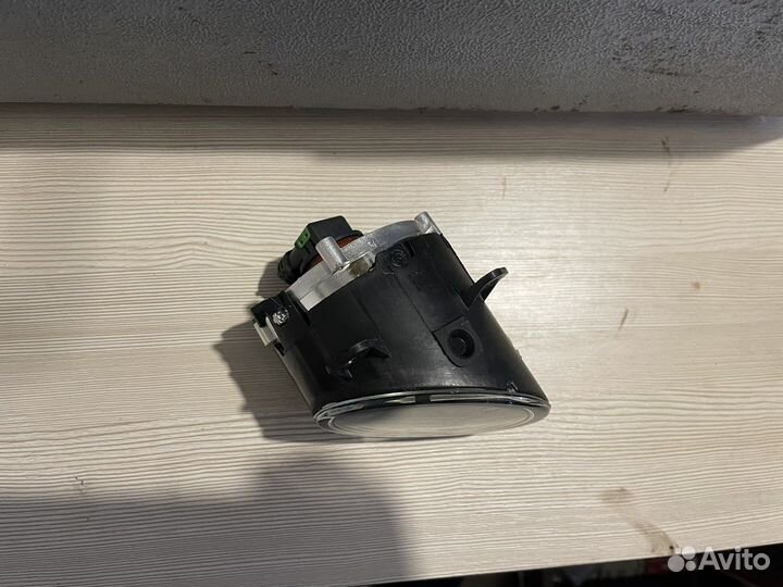 Противотуманная фара granta