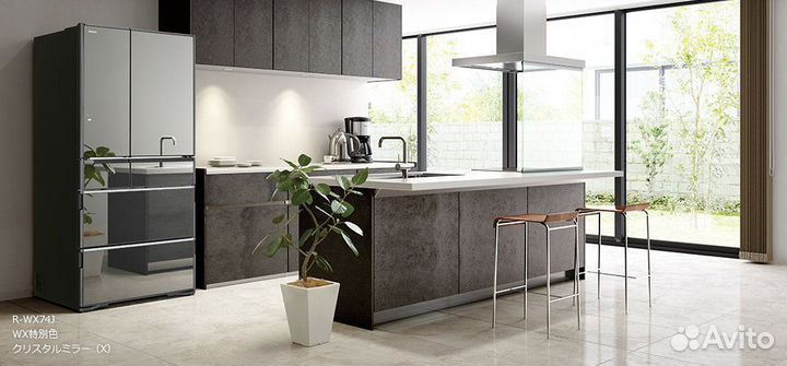 Холодильник Hitachi R-X 740 GU X Новый