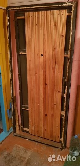 Металлическая дверь бу